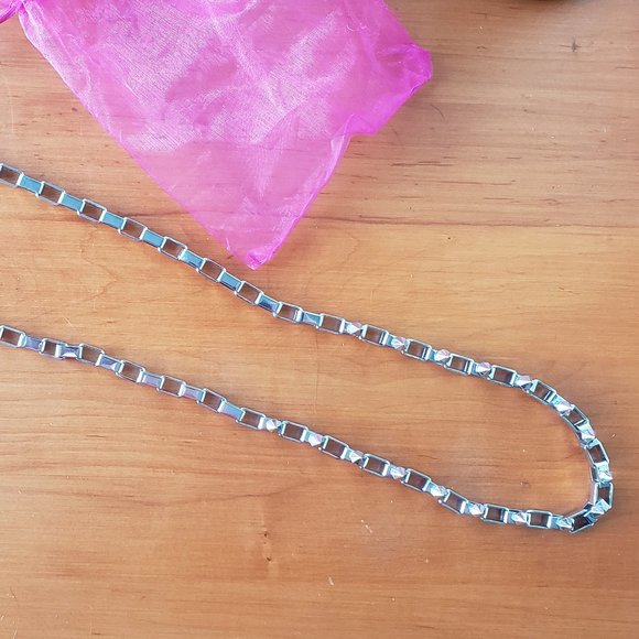 Spike Chain Necklace NWOT - Picture 7 of 7